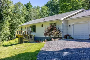 60 Briarwood Ln, Millerton, NY 12546 - Photo 2