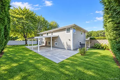 201 Smithtown Polk Boulevard, Centereach, NY 11720 - Photo 8