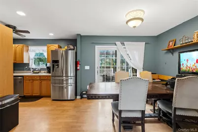 21 Lafayette Avenue, Lake Grove, NY 11755 - Photo 8