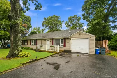 21 Lafayette Avenue, Lake Grove, NY 11755 - Photo 2