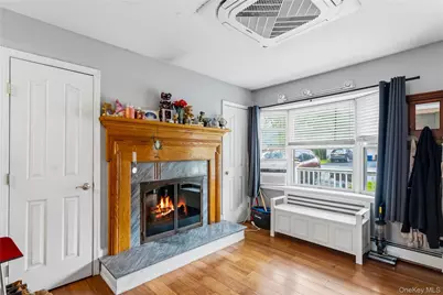 21 Lafayette Avenue, Lake Grove, NY 11755 - Photo 4