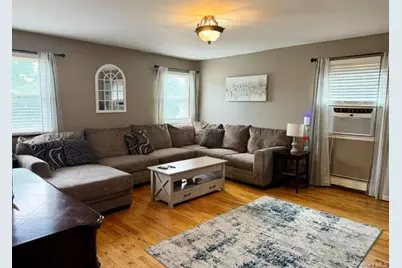 9 Jersey Street, Deer Park, NY 11729 - Photo 4