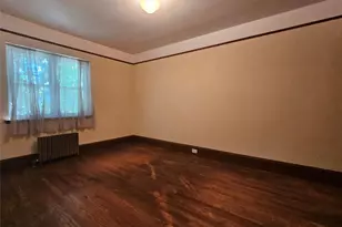 81-21 77th Ave, Glendale, NY 11385 - Photo 10