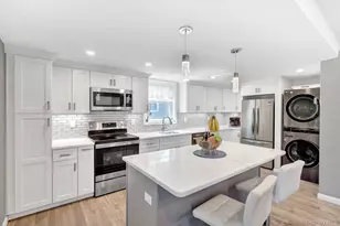 12 Carlton Dr, Massapequa, NY 11758 - Photo 10
