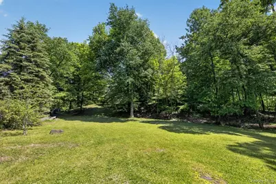 305 Oak Lane, Newburgh, NY 12550 - Photo 40