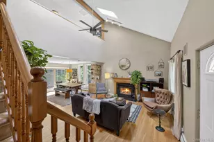305 Oak Ln, Newburgh, NY 12550 - Photo 24
