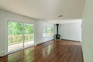 33 Horizon Hill Dr, Poughkeepsie, NY 12603 - Photo 6