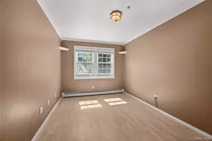 11 Burgoyne Ct, Coram, NY 11727 - Photo 32