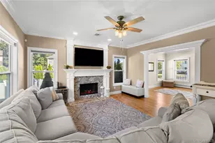 9 Valerie Ct, Centereach, NY 11720 - Photo 14