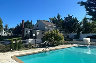 970 E Main St, Riverhead, NY 11901 - Photo 28