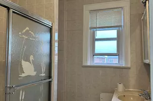 56-17 136th St, Flushing, NY 11355 - Photo 6