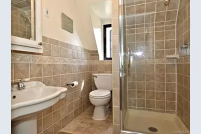 1315 Langdon Lane, Mamaroneck, NY 10543 - Photo 16