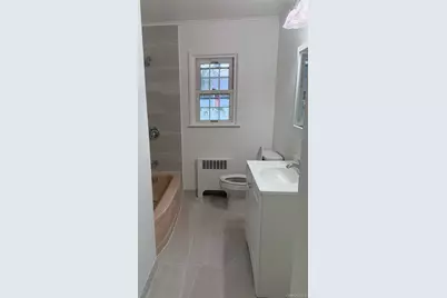 243 Lee Avenue, Hicksville, NY 11801 - Photo 6