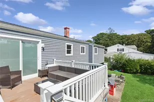 6 Rhodes Ct, Selden, NY 11784 - Photo 16