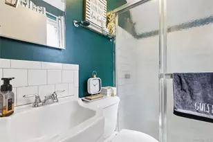 6 Rhodes Ct, Selden, NY 11784 - Photo 14