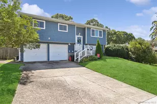 6 Rhodes Ct, Selden, NY 11784 - Photo 22