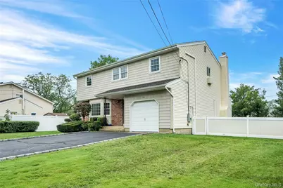 416 Old Country Road, Deer Park, NY 11729 - Photo 4