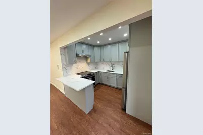 60-03 56th Road Road #3, Maspeth, NY 11378 - Photo 8