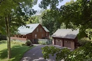 1262 Turkey Hill Rd, Red Hook, NY 12571 - Photo 1
