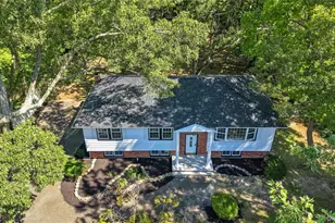 147 Pauls Path, Coram, NY 11727 - Photo 48