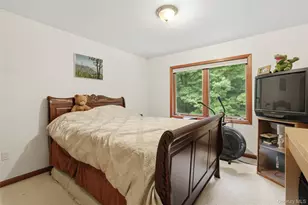 18 Bray Farm Ln, Wappingers Falls, NY 12590 - Photo 22
