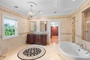10 Meadow Glen Rd, Northport, NY 11768 - Photo 30