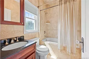 10 Meadow Glen Rd, Northport, NY 11768 - Photo 36