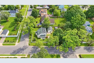 116 Saint Johns Street, Central Islip, NY 11722 - Photo 24
