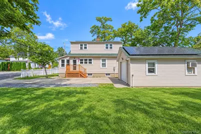 116 Saint Johns Street, Central Islip, NY 11722 - Photo 2