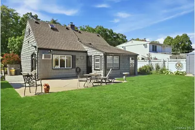 65 Riverside Avenue, Massapequa, NY 11758 - Photo 22
