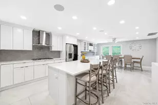 15 Dillon Dr, Dix Hills, NY 11746 - Photo 8