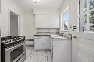 177 Toronto Ave, Massapequa, NY 11758 - Photo 8