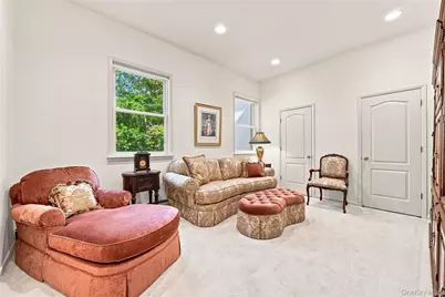 9 Swan Place, Saint James, NY 11780 - Photo 18