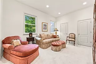 9 Swan Pl, Saint James, NY 11780 - Photo 18
