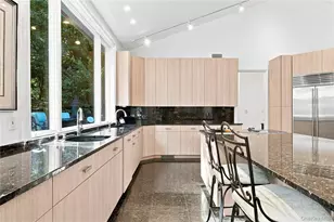9 Swan Pl, Saint James, NY 11780 - Photo 6