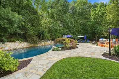 9 Swan Place, Saint James, NY 11780 - Photo 42