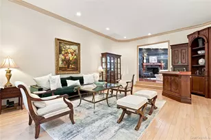 9 Swan Pl, Saint James, NY 11780 - Photo 16