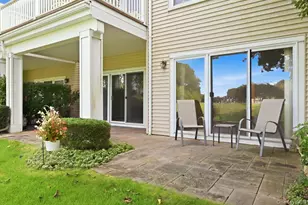 89 Windwatch Dr, Hauppauge, NY 11788 - Photo 28