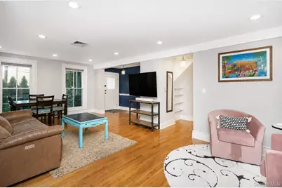 1641 Northern Boulevard, Roslyn, NY 11576 - Photo 8