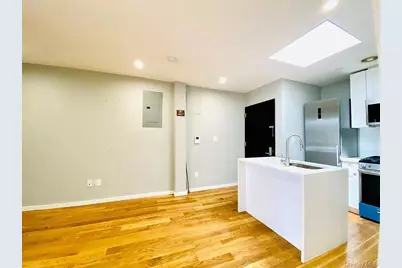 12615 Jamaica Avenue, Richmond Hill, NY 11418 - Photo 8