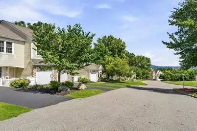 6 N Cambridge Court, Fishkill, NY 12524 - Photo 2