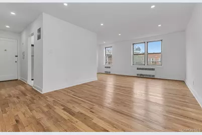 65-35 Yellowstone . Boulevard #6F, Forest Hills, NY 11375 - Photo 2