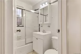 1840 Tomlinson Ave, Bronx, NY 10461 - Photo 18