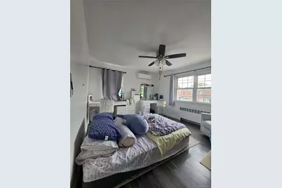 2570 Pearsall Avenue, Bronx, NY 10469 - Photo 6