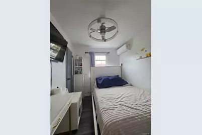 2570 Pearsall Avenue, Bronx, NY 10469 - Photo 12