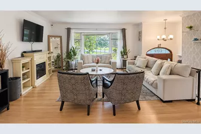 28 Pike Place, Mahopac, NY 10541 - Photo 6