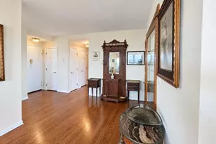 270-10 Grand Central Pkwy, Floral Park, NY 11005 - Photo 4