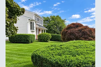 2 Carol Avenue, Farmingville, NY 11738 - Photo 2