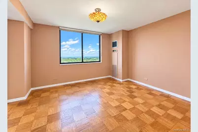27010 Grand Central #28K, Floral Park, NY 11005 - Photo 6