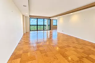 27010 Grand Central, Floral Park, NY 11005 - Photo 2
